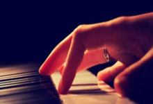 虎扑:韩旭蝉联WCBA联赛常规赛最有价值球员.